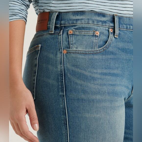 Lucky Brand Mid-Rise Authentic Straight Leg Medium Wash Cotton Denim Jeans 12/31 - Picture 14 of 15